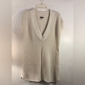 Old Navy Knitted V-Neck Cover Up, Size: 1, & Color: Cream